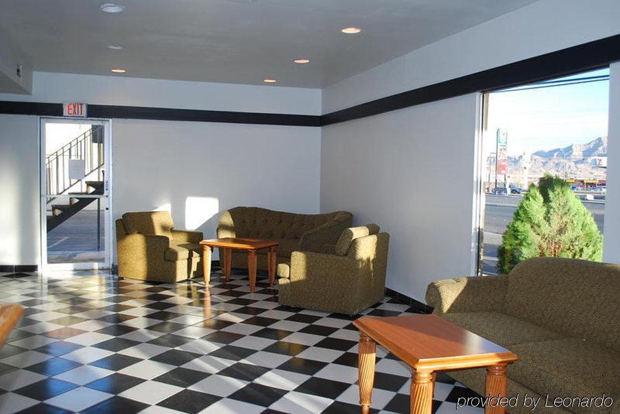 Aviation Inn Las Vegas Room photo